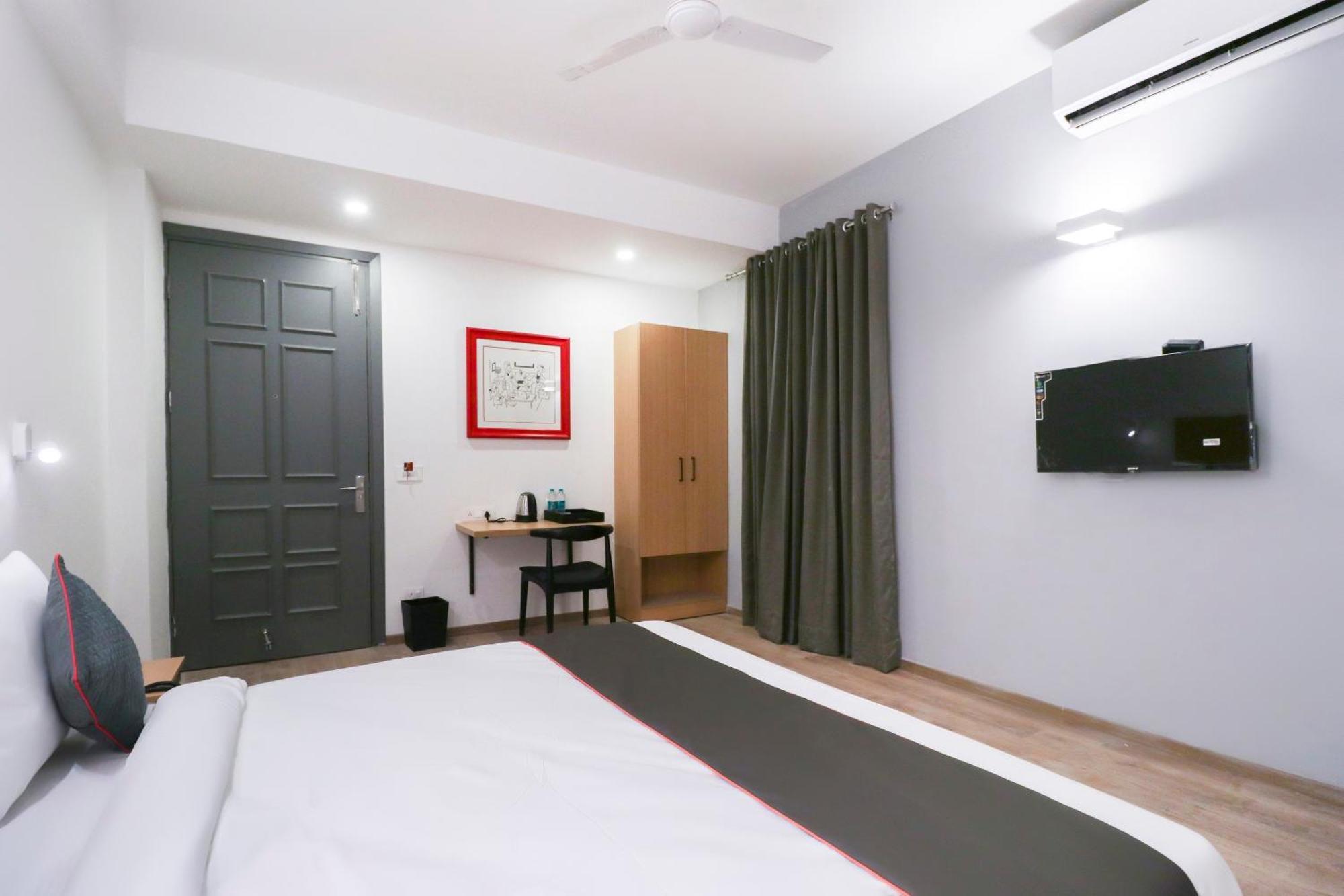 فندق Townhouse Noida Sector 71 Near Iskcon Temple Noida Indirapuram المظهر الخارجي الصورة